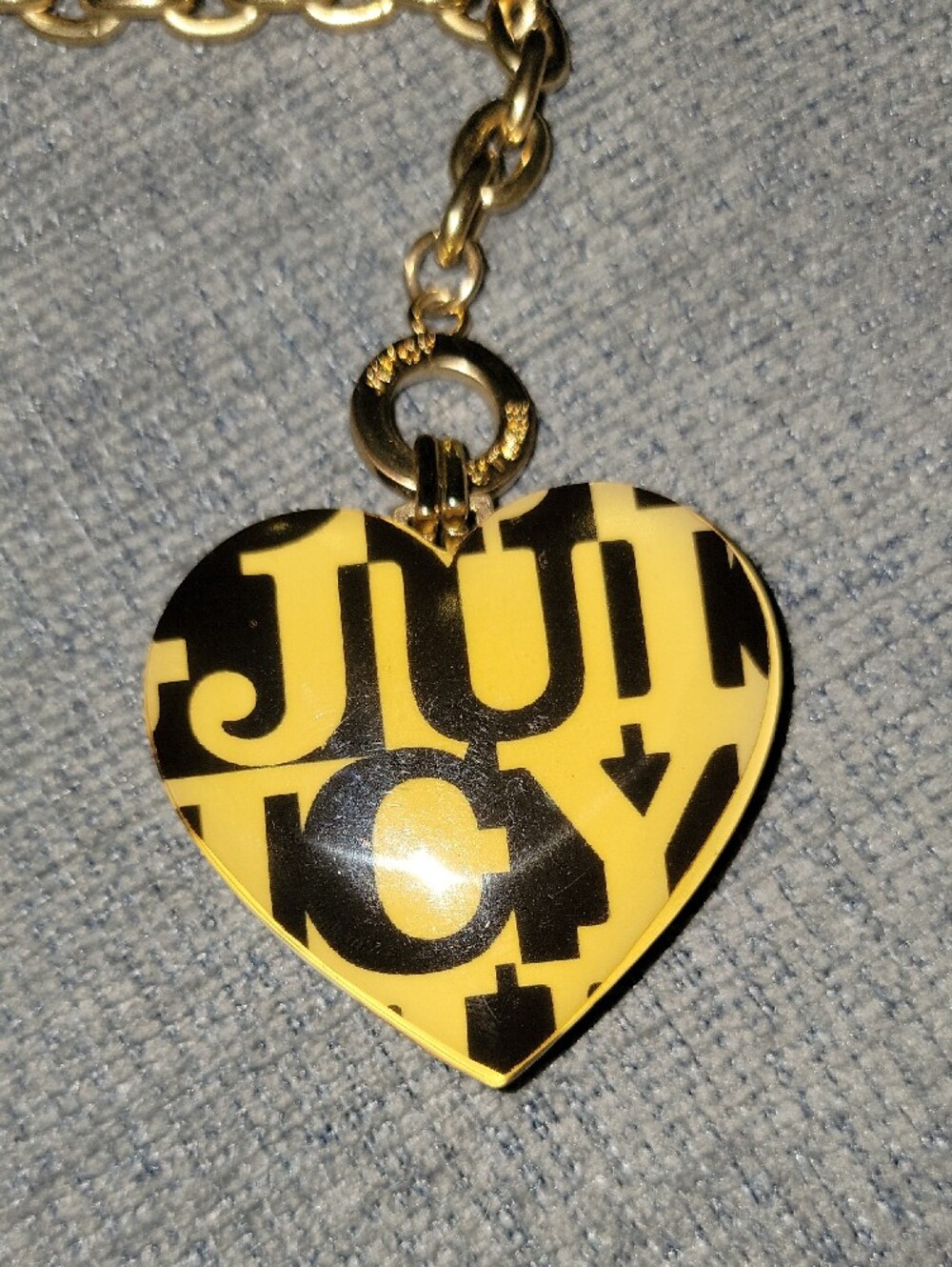 Vintage Juicy Couture Toggle Chain Necklace with Double Sided Heart Pendant - Picture 8 of 8